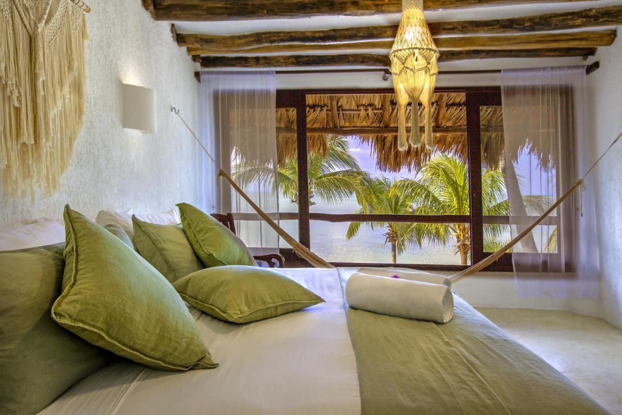Beachfront La Palapa - Adults Only Hotel