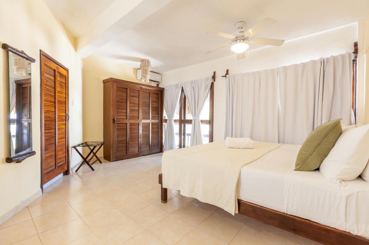 Hotel Beachfront La Palapa - Adults Only 3*