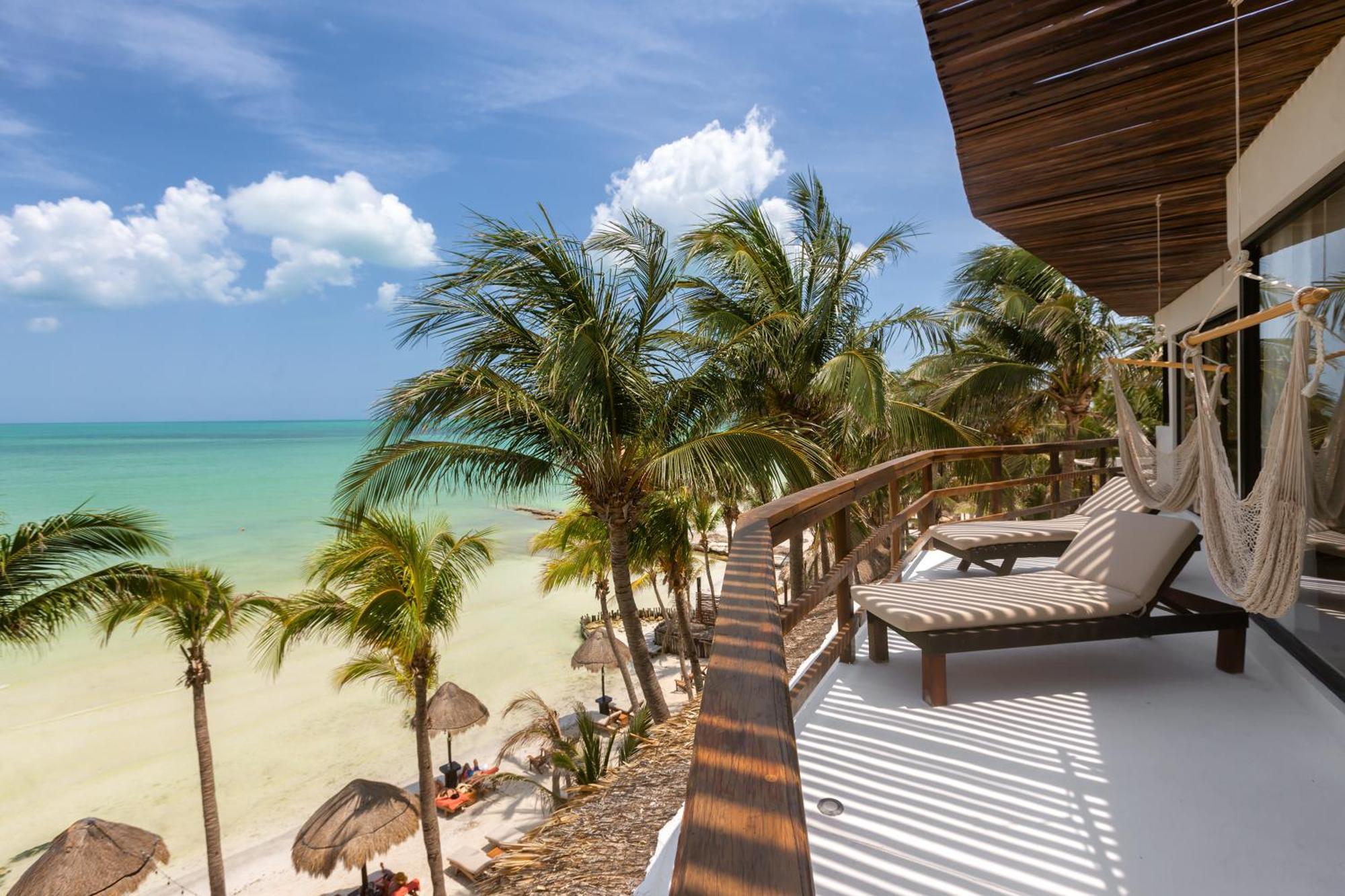 Beachfront La Palapa - Adults Only Hotel 3*